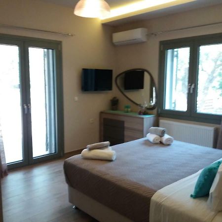 Villa Liberta Keri Extérieur photo