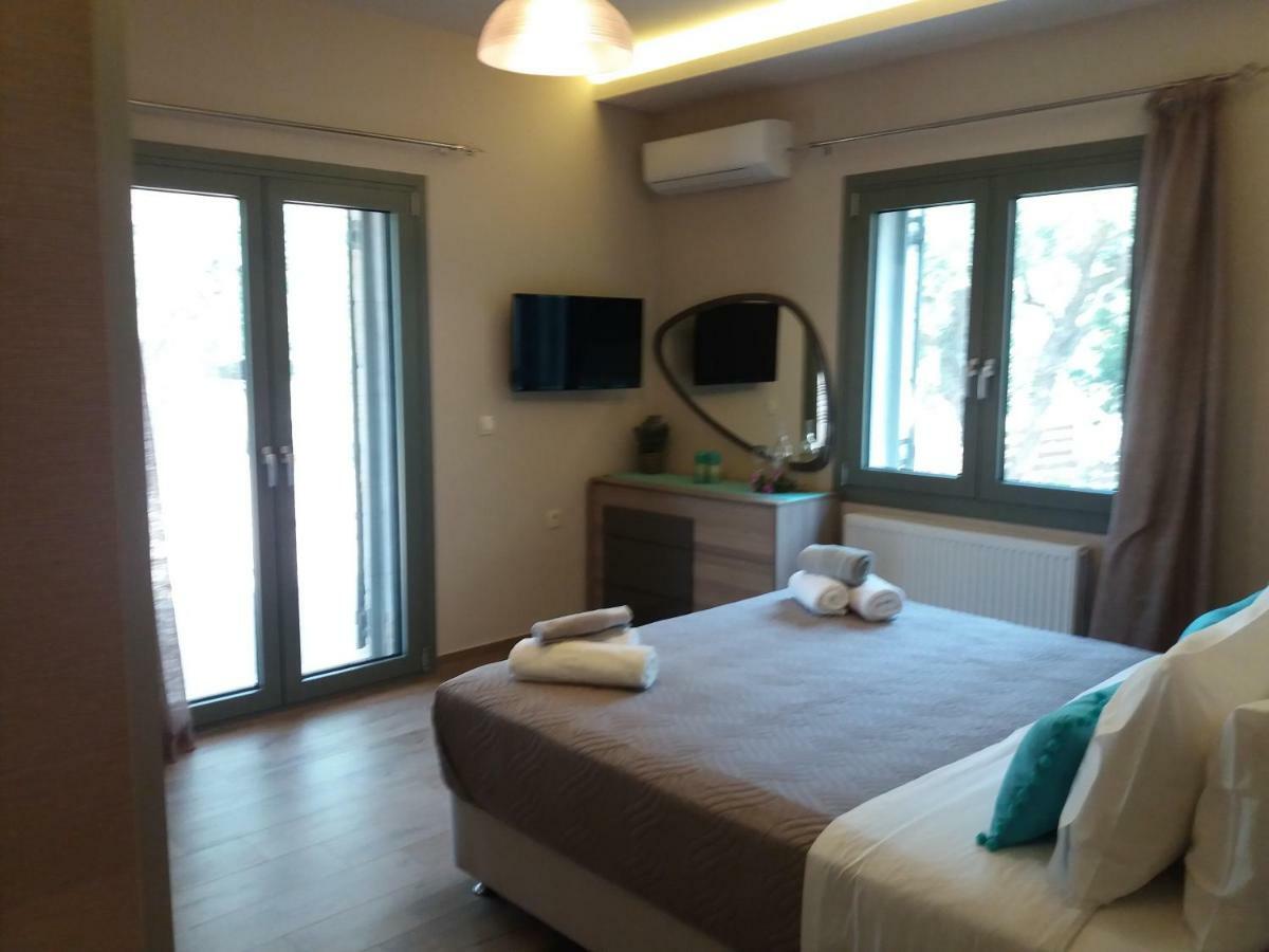 Villa Liberta Keri Extérieur photo